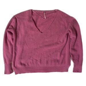 Free People V-Neck Harmony Pink Cashmere Soft Quiet Luxury Sweater Size Medium